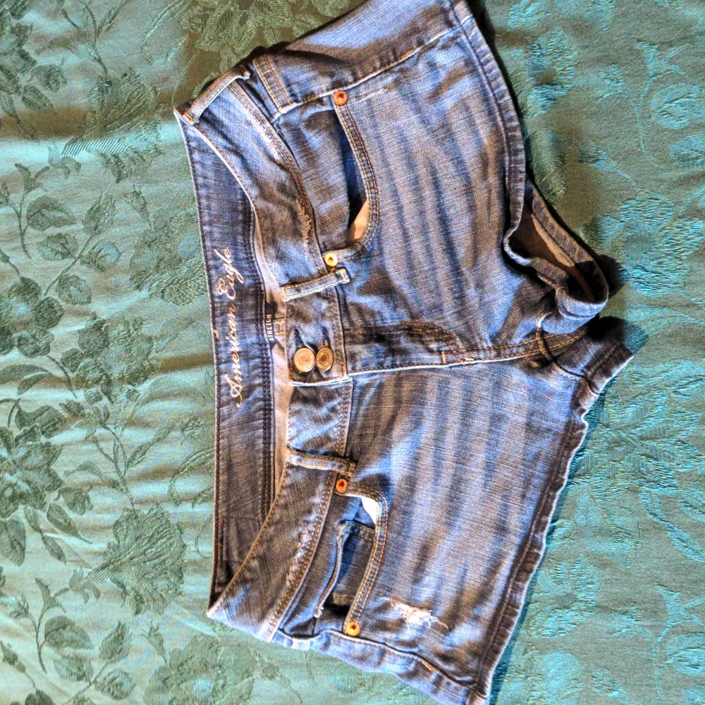 AE shorts